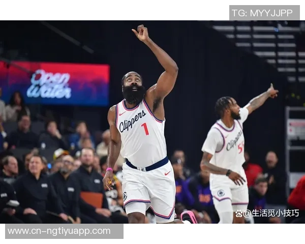 快船半场领先老鹰14分哈登表现出色祖巴茨双十小卡状态低迷